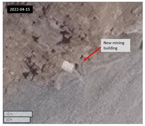 Figure 2.7: New mine building measuring 3 x 4 meters was built between 2021-12-10 and 2022-04-15  (36.211, 70.801) Maxar