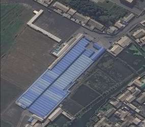 Sinuiju_market_vendor_stalls_1-image2